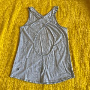 Lululemon cross back keyhole tank